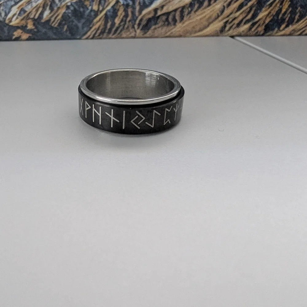 Rotating Stainless Steel Men's Ring